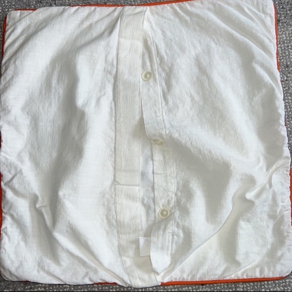 Pottery Barn Scallop Embroidered Pillow Cover - Picture 2 of 6